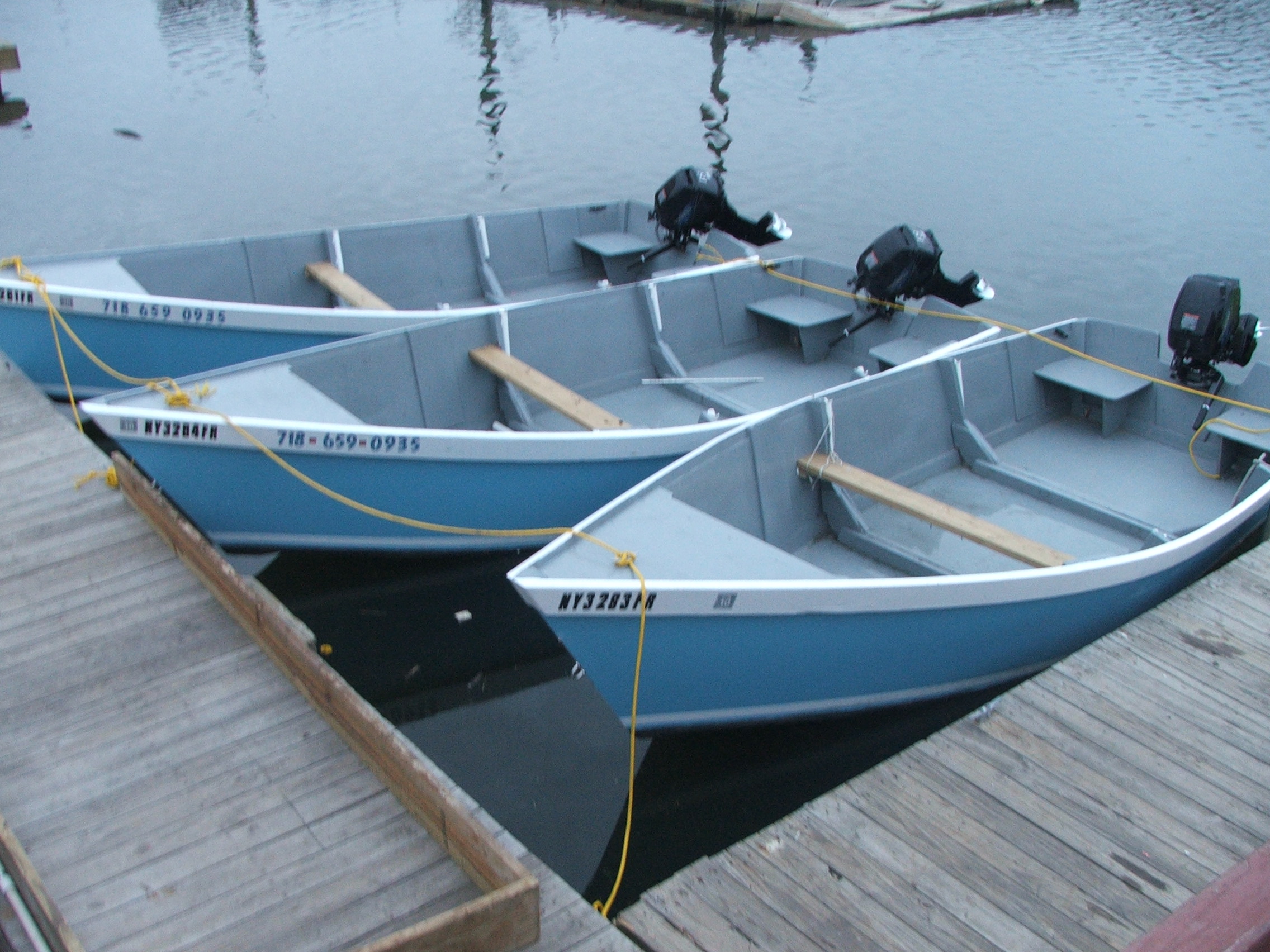 Manomet 18 built by Lady Bug Boats