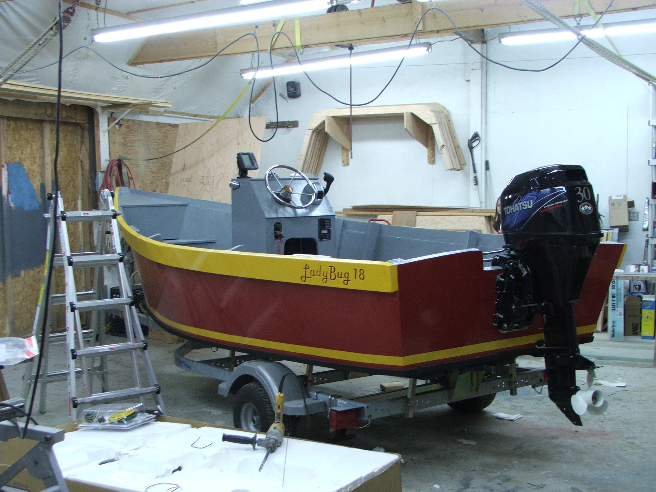 Plymouth 18 built by Lady Bug Boats