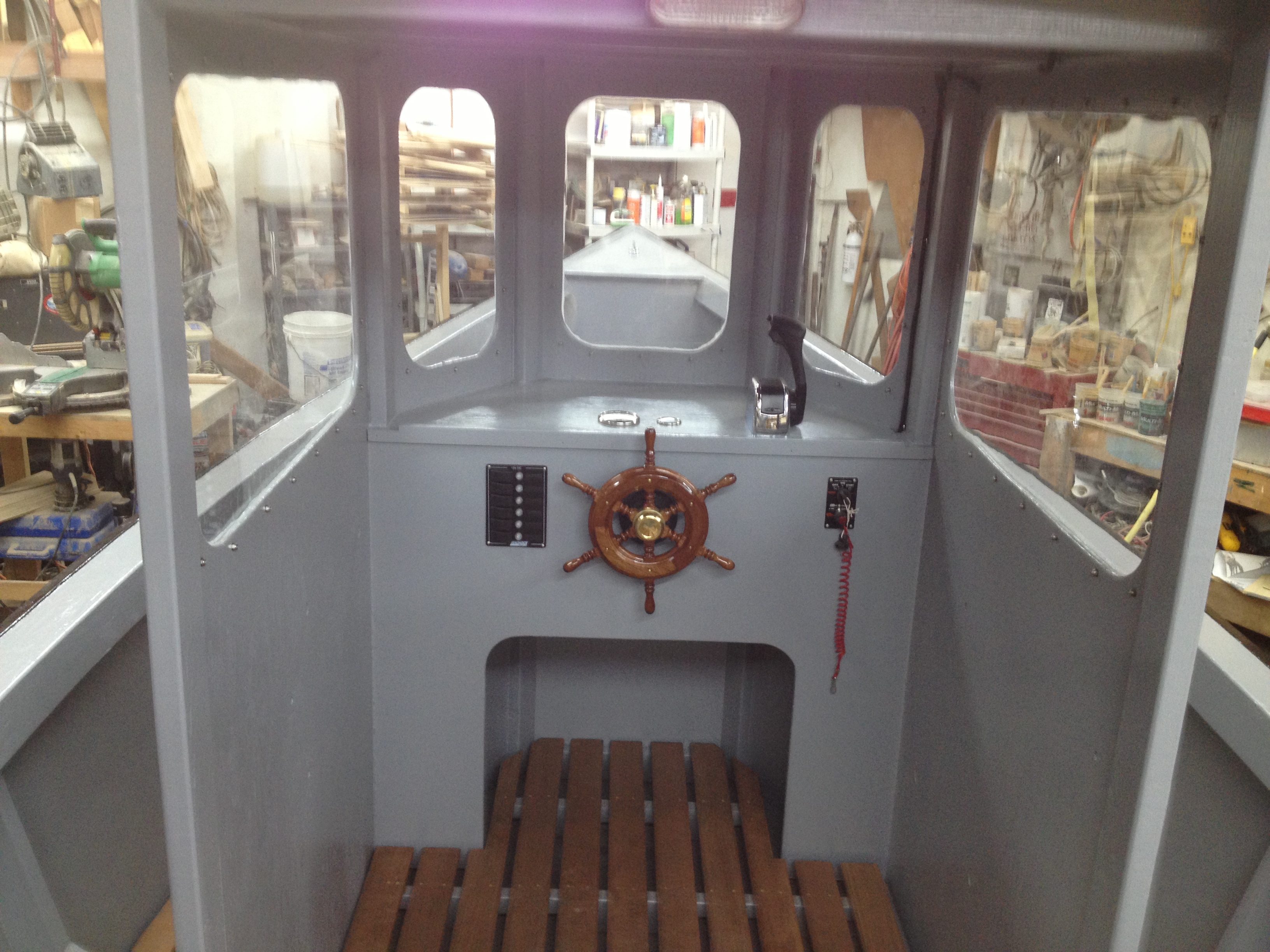 Chesapeake 22 built by Lady Bug Boats